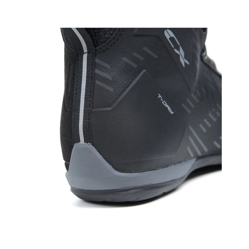 TCX RO4D WATERPROOF SHOES